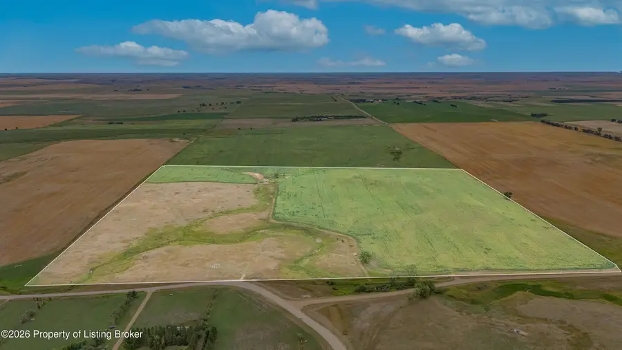 32nd St, Dickinson, ND 58601 - #2