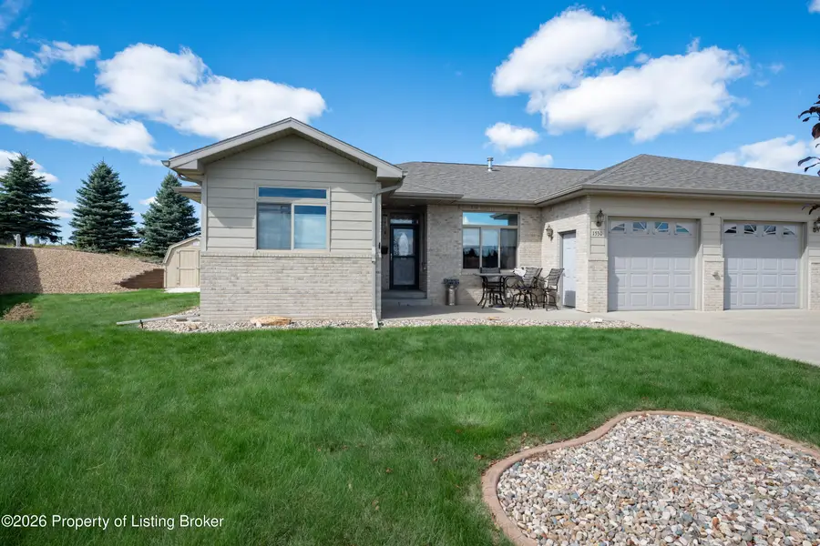 1530 Sagebrush Court, Dickinson, ND 58601 - #3