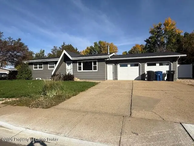 867 Franklin Street, Dickinson, ND 58601 - #2