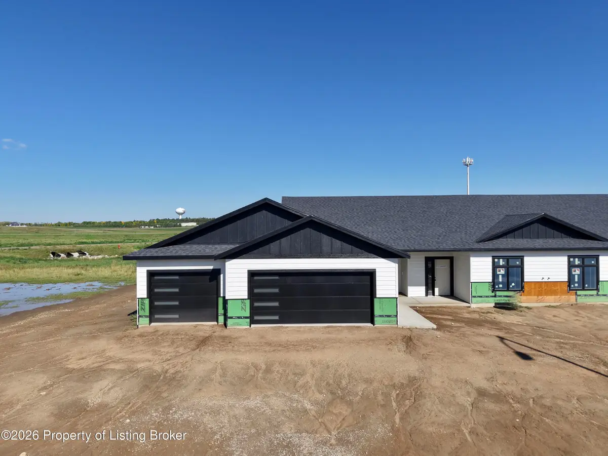 1356 44th Avenue, Dickinson, ND 58601 - #1