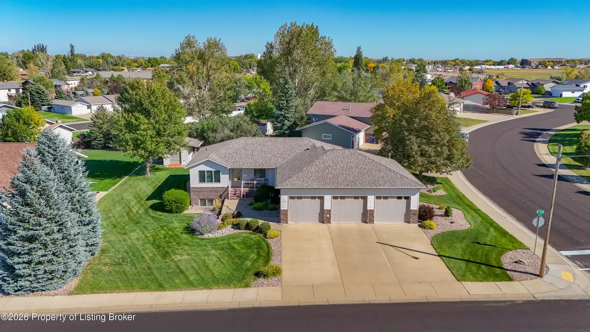 761 8th Avenue, Dickinson, ND 58601 - #1