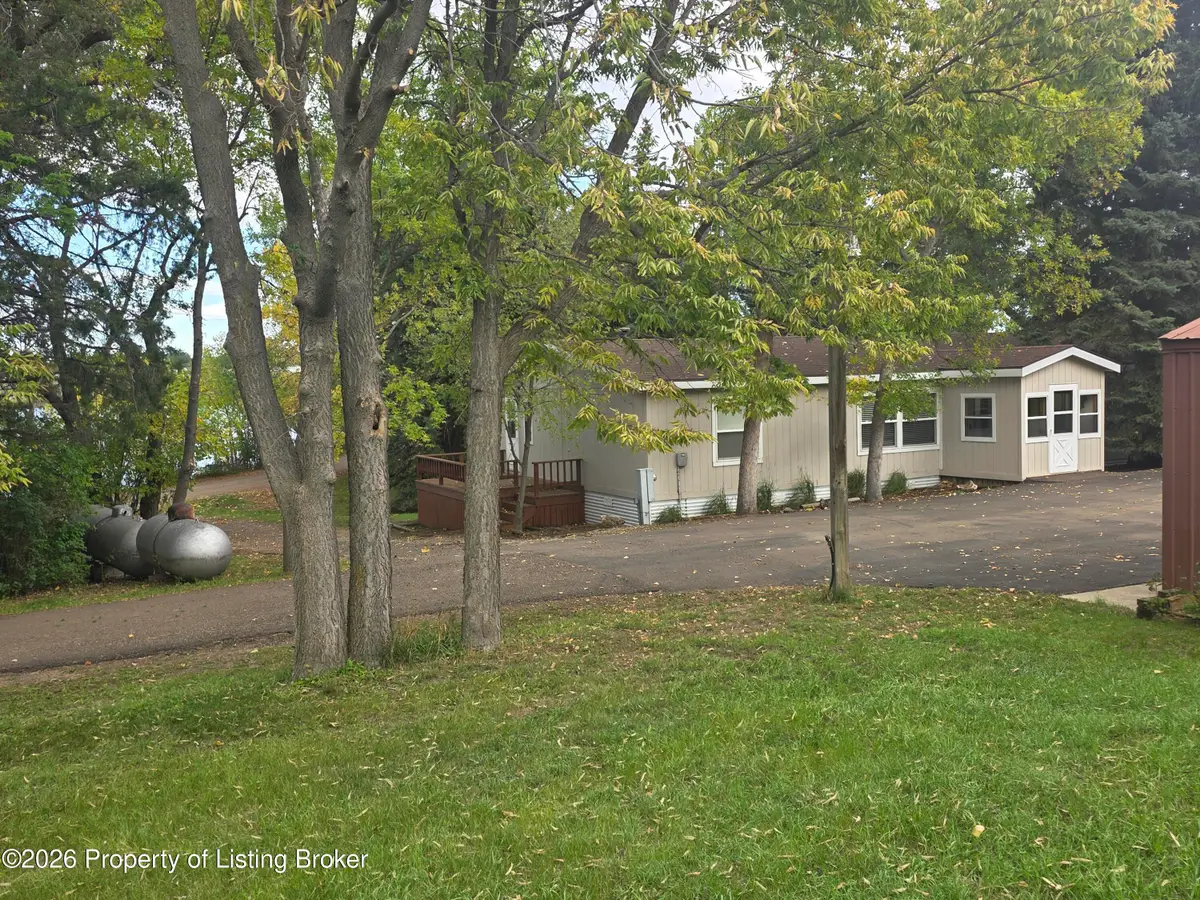 216 Lakeview Drive, Hettinger, ND 58639 - #1