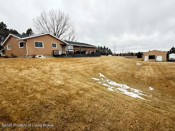 10336 Hwy 10, Dickinson, ND 58601