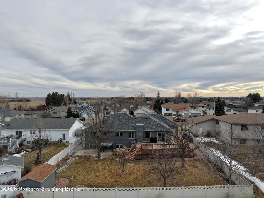 887 19th Street E, Dickinson, ND 58601 - #2