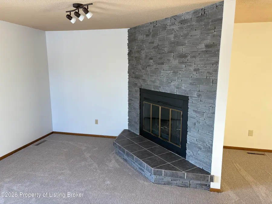 1951 Prairie Oak Drive, Dickinson, ND 58601 - Image #2