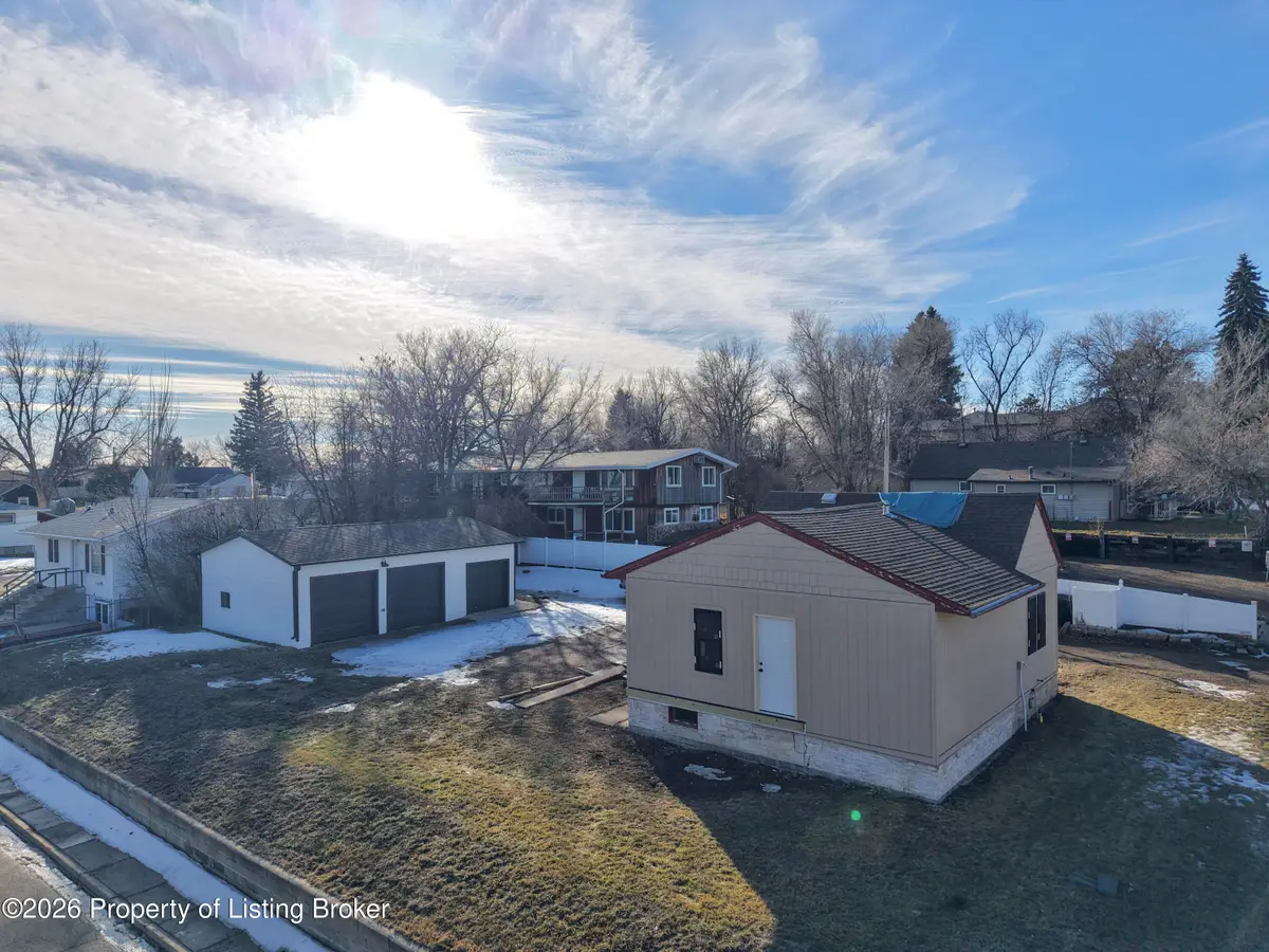 255 7th Avenue E, Dickinson, ND 58601 - #1