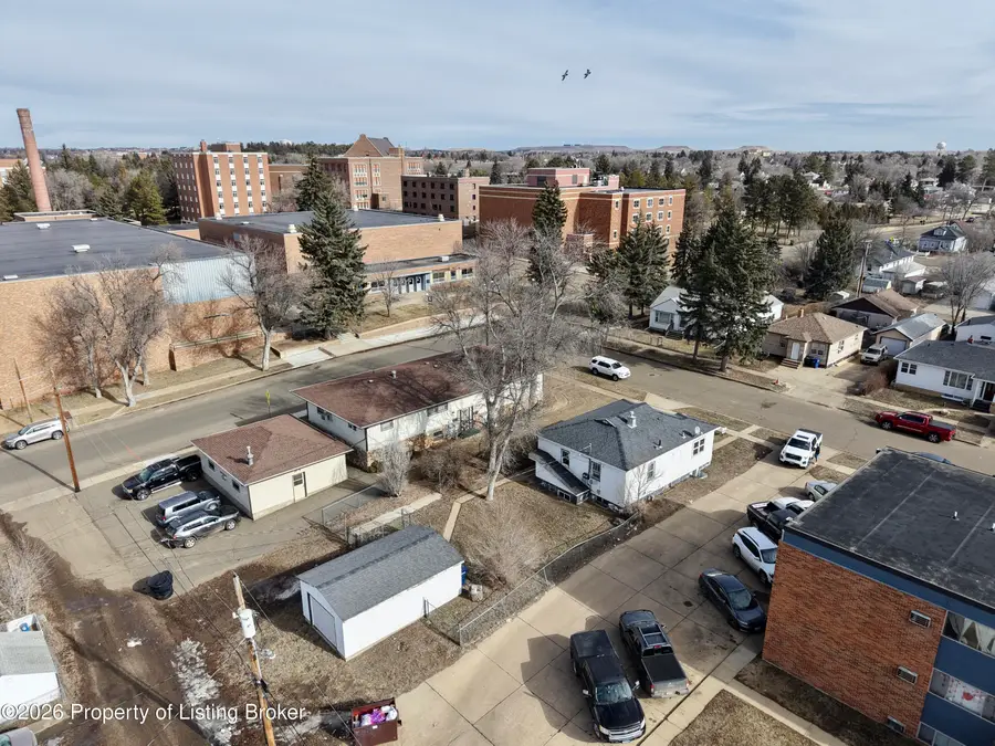 141 11th Avenue W, Dickinson, ND 58601 - #3