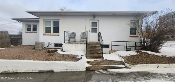 512 Adams Avenue, Hettinger, ND 58639