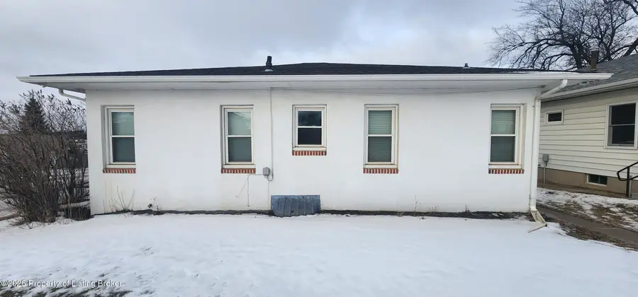 512 Adams Avenue, Hettinger, ND 58639 - #3