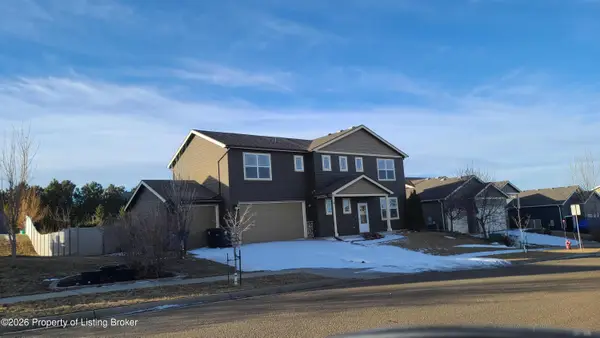 1067 Wahl Street, Dickinson, ND 58601