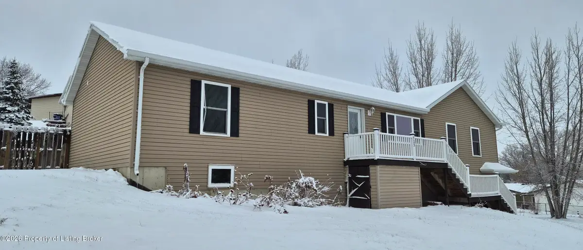723 4th Avenue E, Dickinson, ND 58601 - Image #1