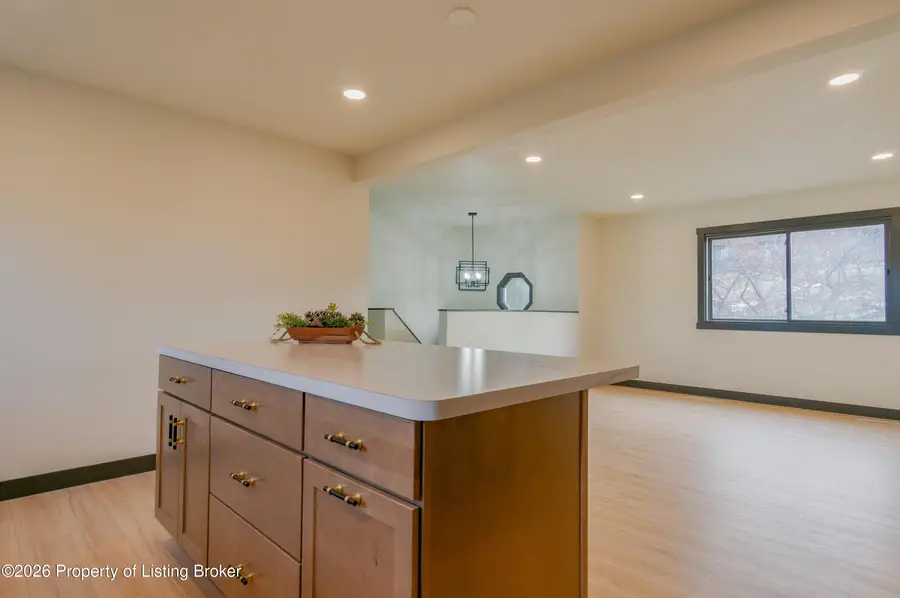 433 7th Street E, Dickinson, ND 58601 - Image #3