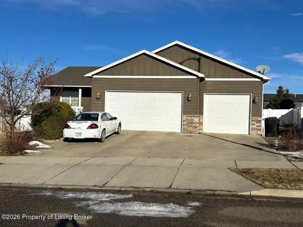 1118 Wahl Street, Dickinson, ND 58601