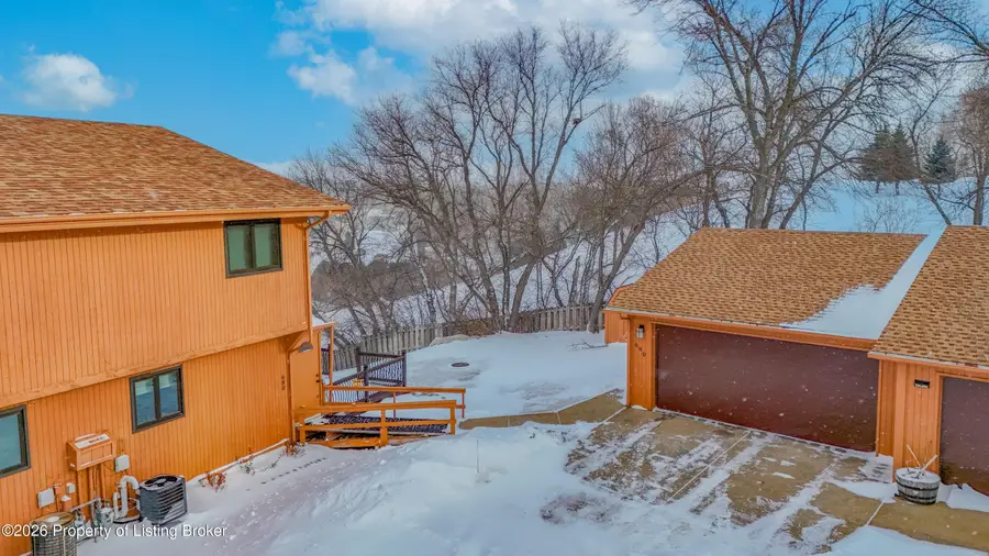 680 4th Avenue E, Dickinson, ND 58601 - #2