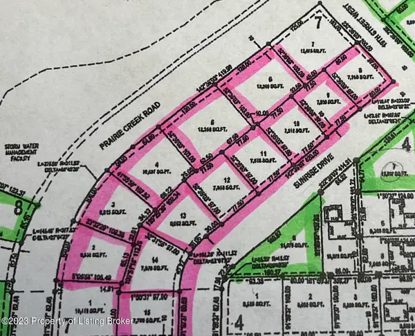 Sunrise Drive, Dickinson, ND 58601