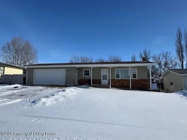 858 Elm Avenue, Dickinson, ND 58601 - #1