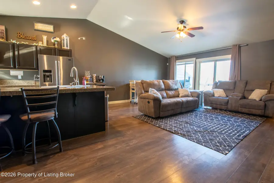 257 Kuchenski Drive, Dickinson, ND 58601 - #3