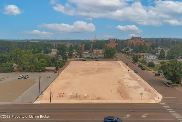 Villard Street W, Dickinson, ND 58601