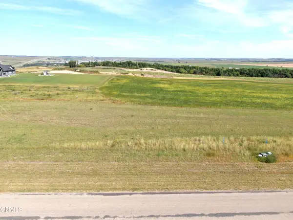 14008 Acadia Drive, Bismarck, ND 58503