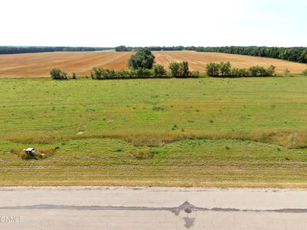 17003 Acadia Drive, Bismarck, ND 58503