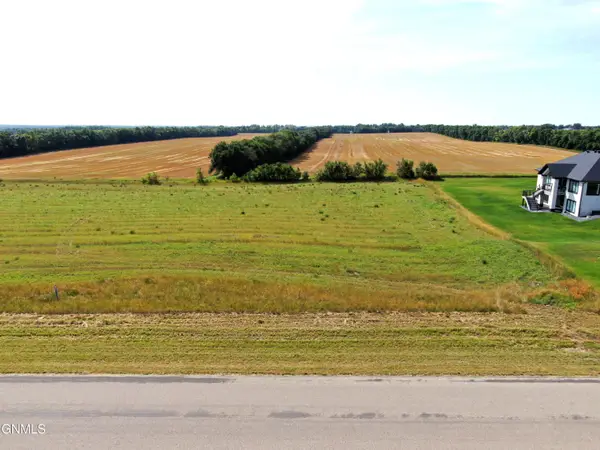 14003 Acadia Drive, Bismarck, ND 58503