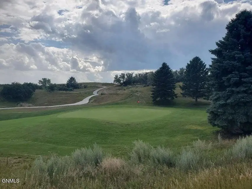 2166 Par Drive, Washburn, ND 58577 - #2