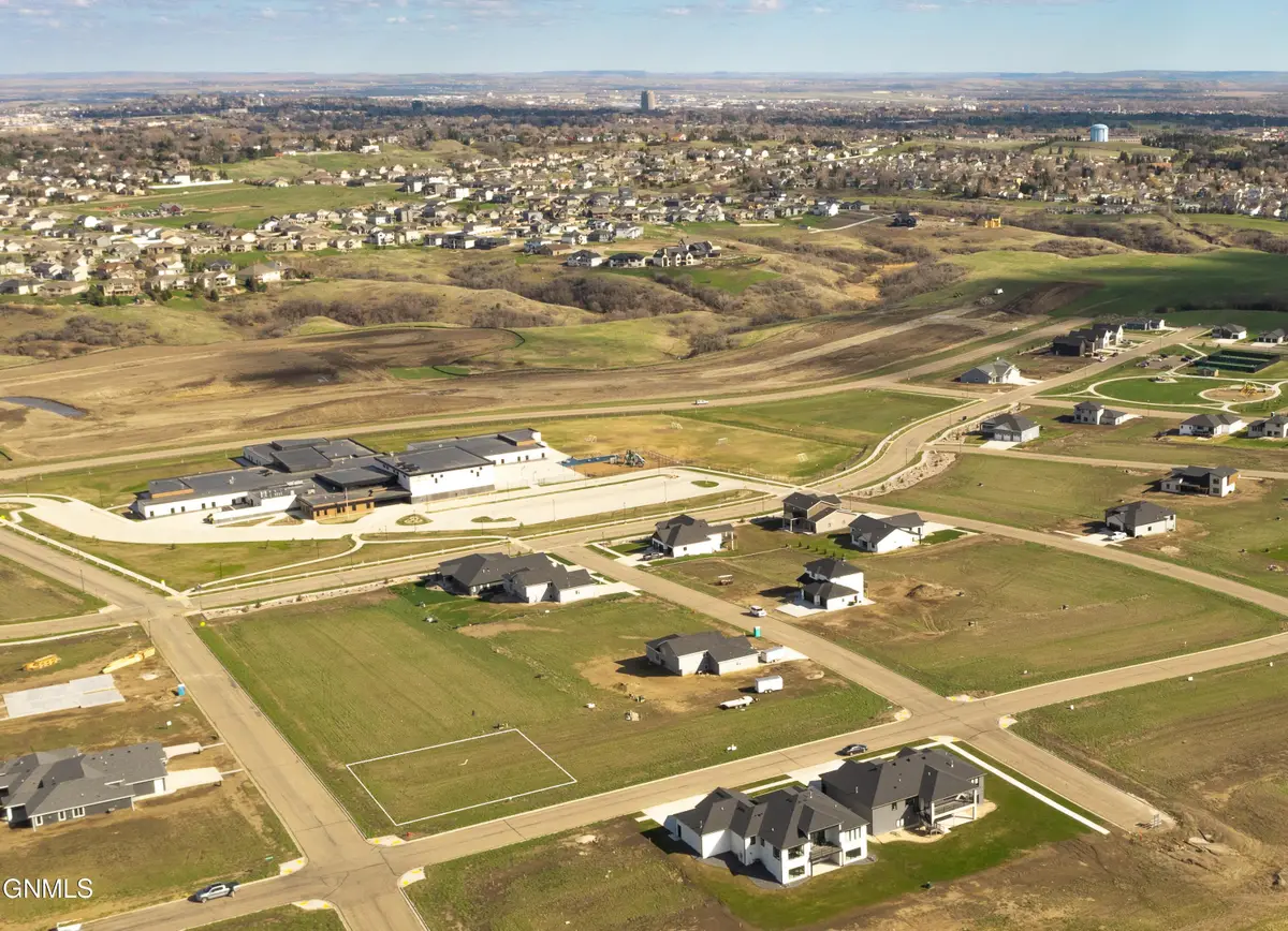 4613 Elk Ridge Drive, Bismarck, ND 58503 - #1