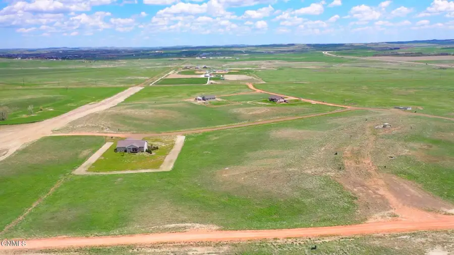 12483 24th M Street Nw, Watford City, ND 58854 - #3