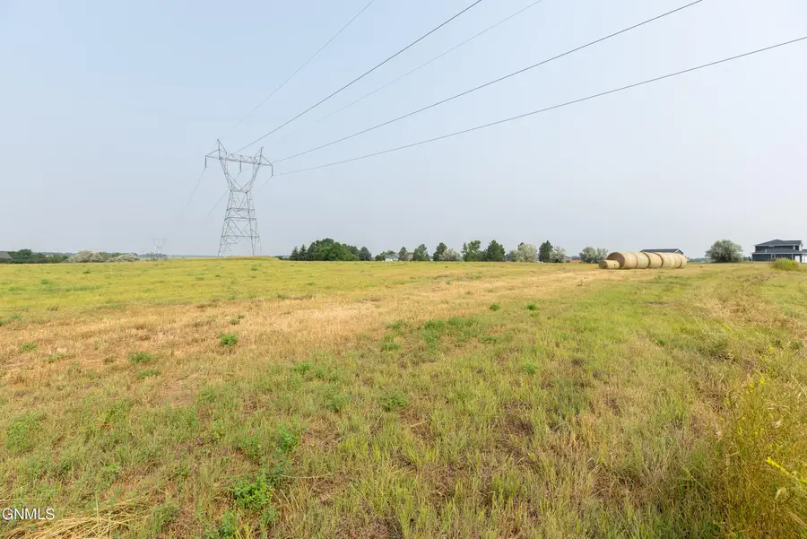 806 Apple Ridge Road, Menoken, ND 58558 - #2