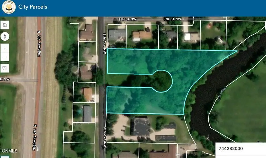 724 8th Avenue Nw, Jamestown, ND 58401 - #1