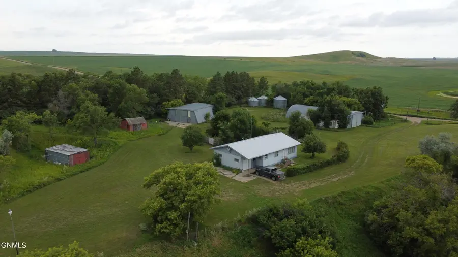 5092 58th Street Se, Streeter, ND 58483 - #2