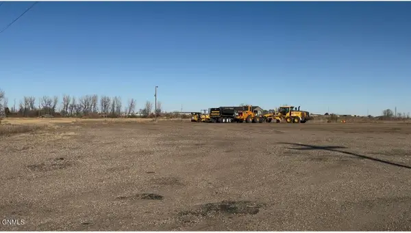4801 Sibley Drive, Bismarck, ND 58504
