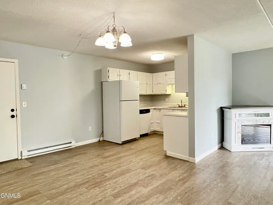 314 4th Street Ne #10, Valley City, ND 58072 - #3