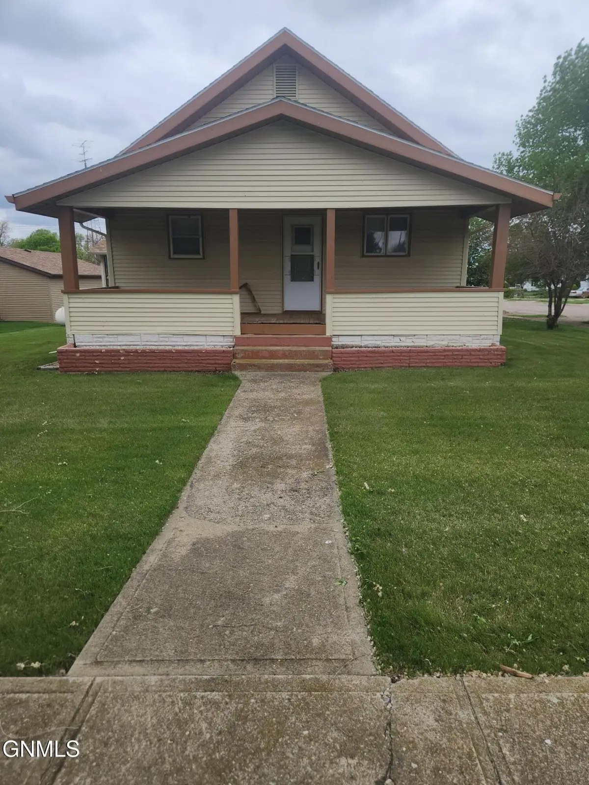 214 3rd Avenue E, New Leipzig, ND 58562 - #1