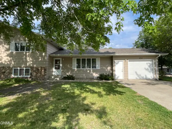 494 Joal Drive, Carrington, ND 58421