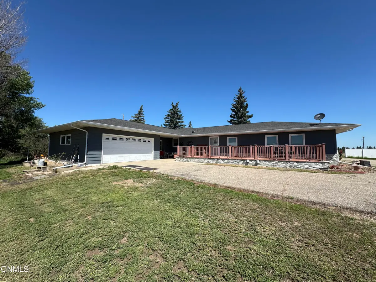 13802 Highway 85 N, Alexander, ND 58831 - #1