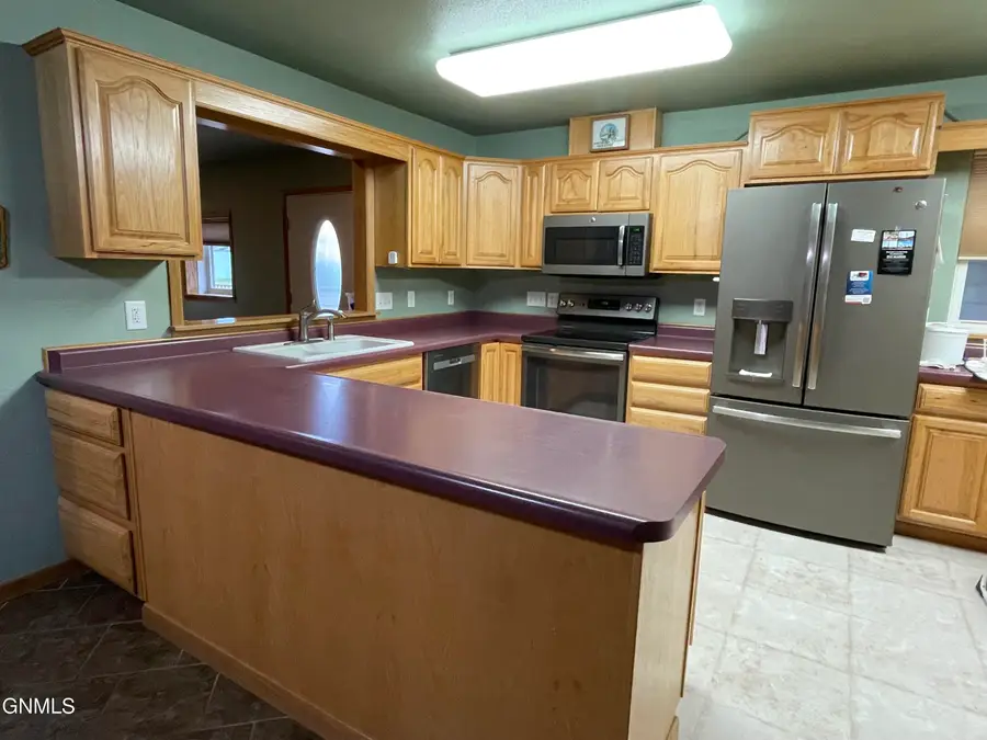 13802 Highway 85 N, Alexander, ND 58831 - #3
