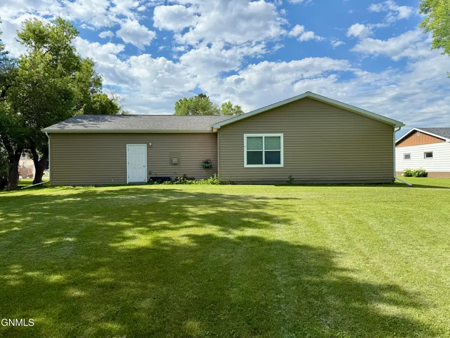 511 Jessamine Avenue W, Aneta, ND 58212 - #3
