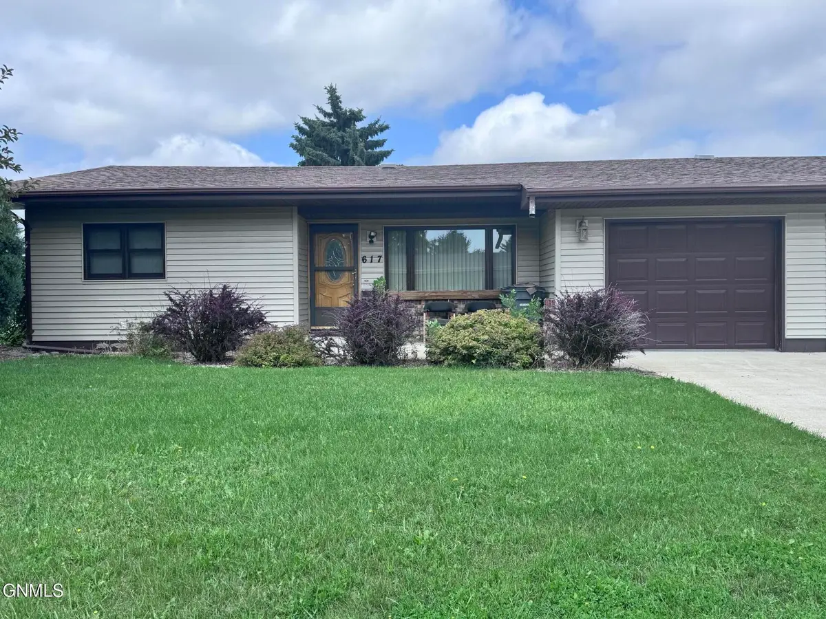 617 3rd Street Ne, Kenmare, ND 58746 - #1