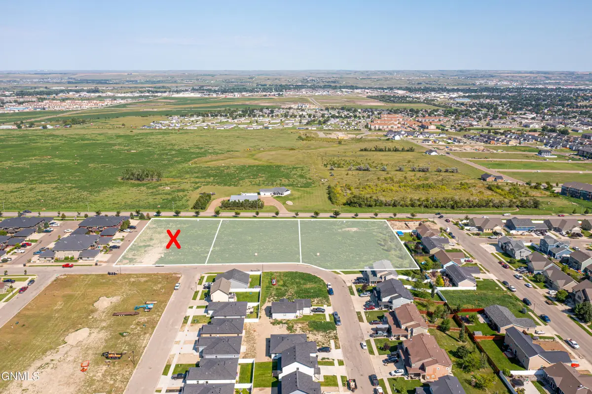 L5l1b23b23 33rd Avenue W, Williston, ND 58801 - #1
