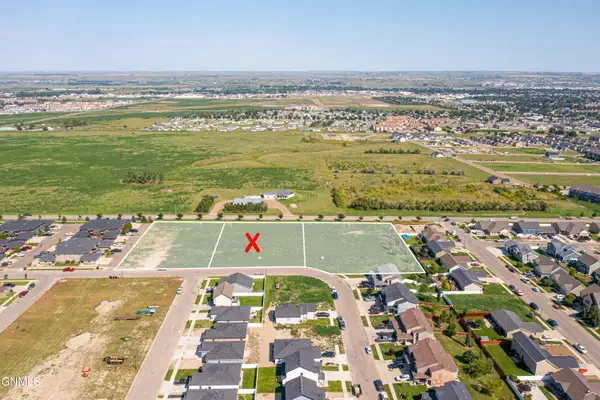 L6l1b23b23 33rd Avenue W, Williston, ND 58801