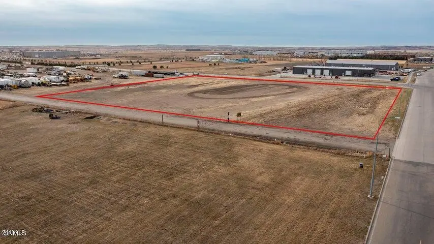 3102 Morrison Avenue, Bismarck, ND 58504 - #2