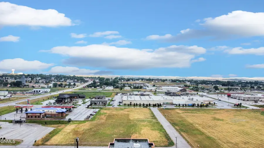 L4 B2 3rd Street Se, Watford City, ND 58854 - #3