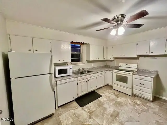 223 Front Avenue W, Bismarck, ND 58504 - #3