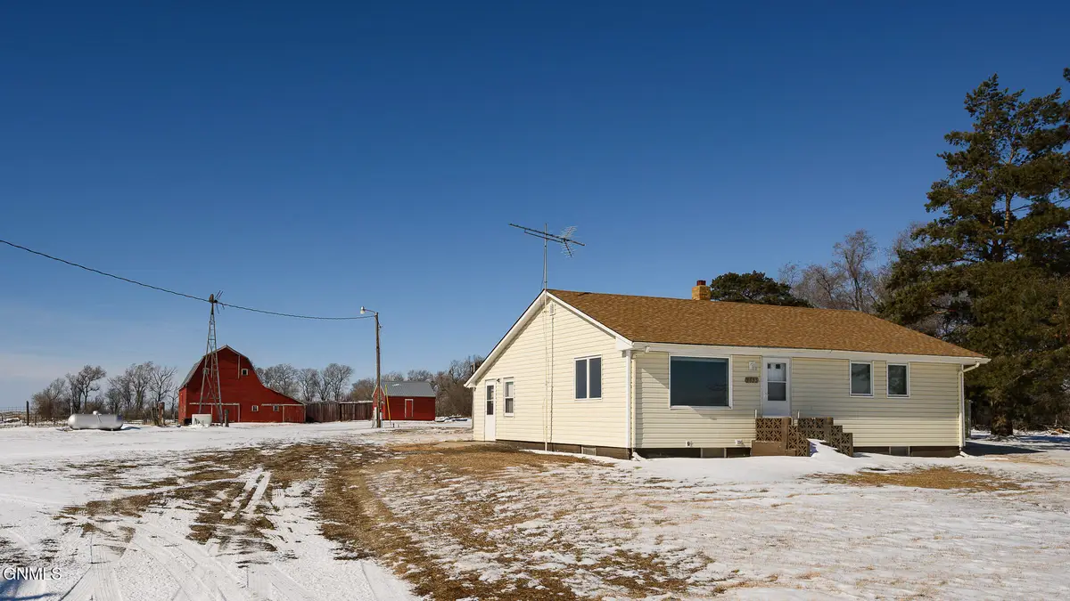 9645 2nd Avenue Se, Pollock, SD 57648 - #1