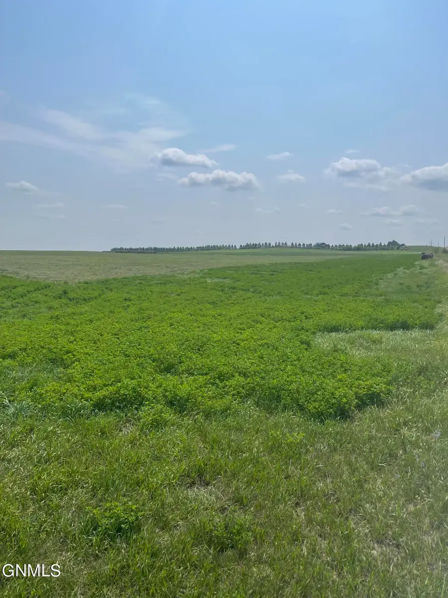 On 52nd St 52nd Street Ne, Baldwin, ND 58521 - #2