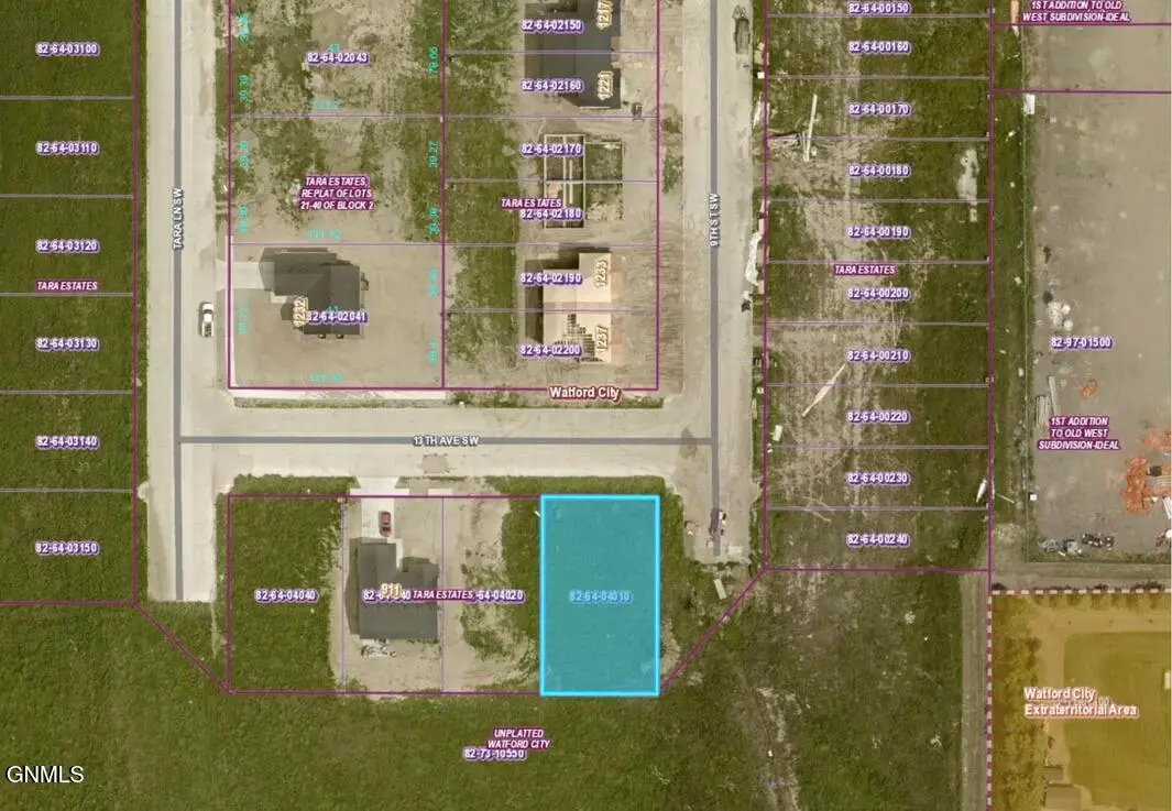 903 13th Avenue Sw, Watford City, ND 58854 - #1