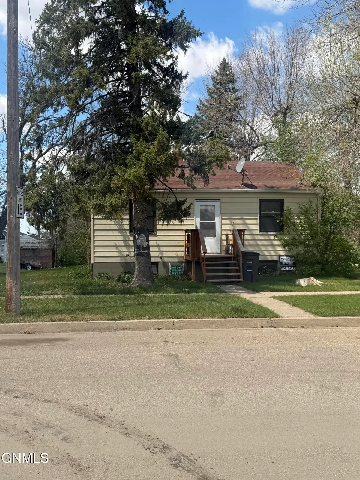 405 Main Street, Grenora, ND 58845 - #1