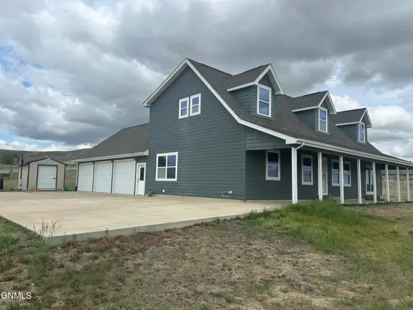 4464 146w Avenue Nw, Williston, ND 58801
