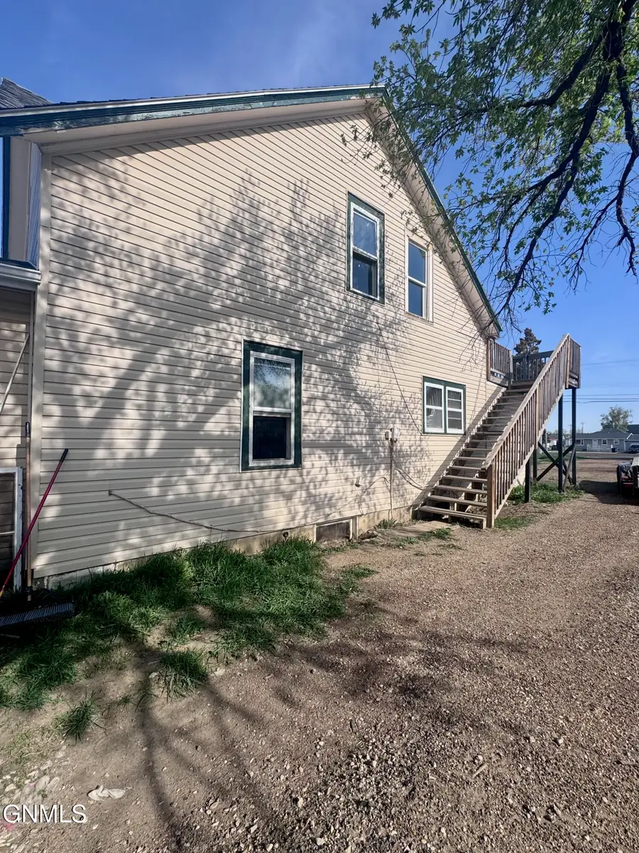 134 E Broadway Street, Dickinson, ND 58601 - #3